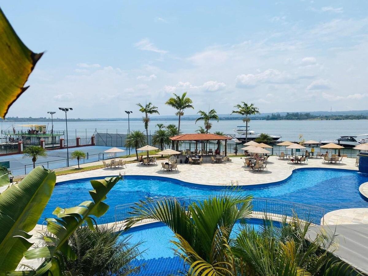 Flat Beira Lago No Centro De Bsb บราซิเลีย ภายนอก รูปภาพ