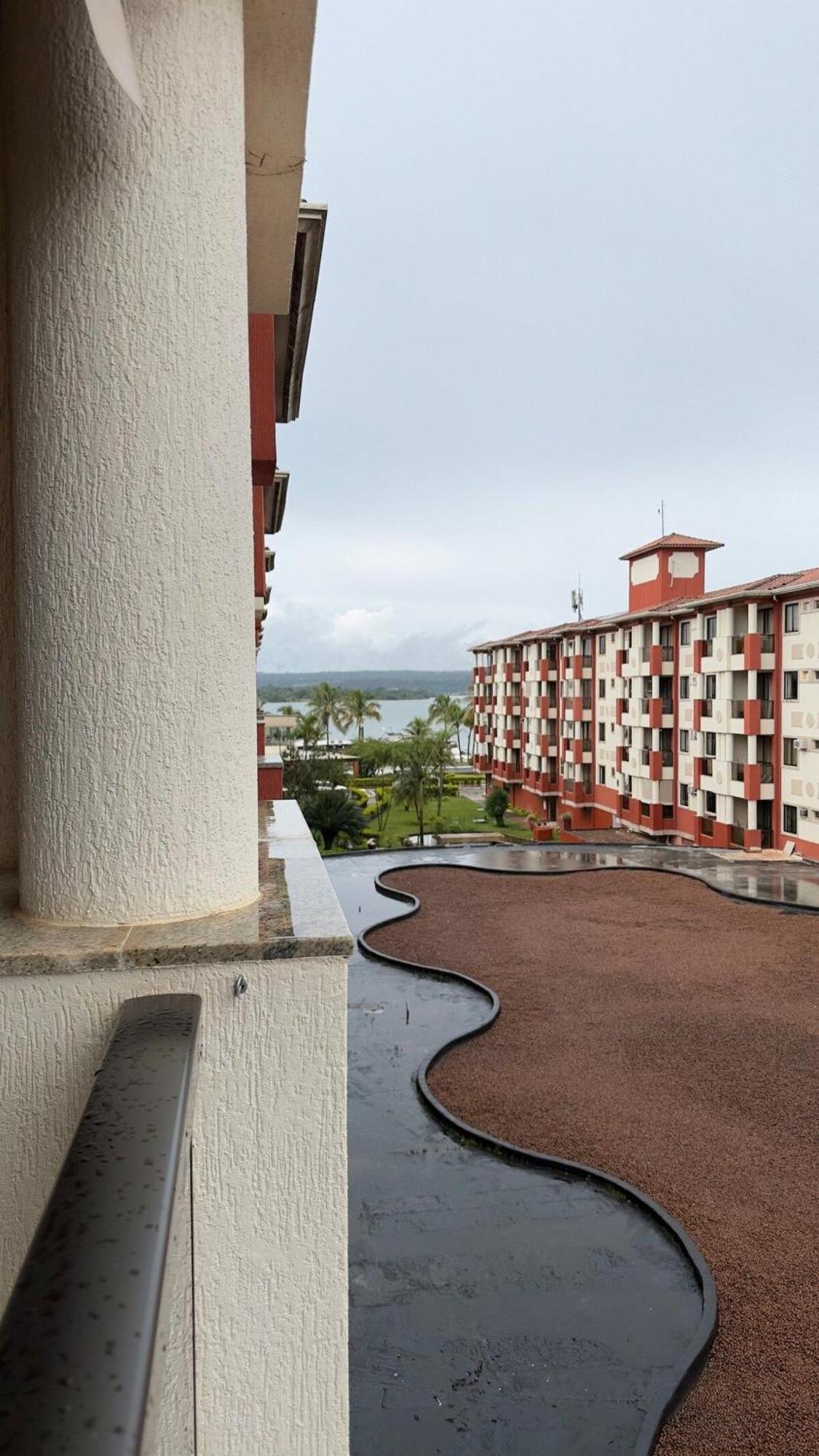 Flat Beira Lago No Centro De Bsb บราซิเลีย ภายนอก รูปภาพ
