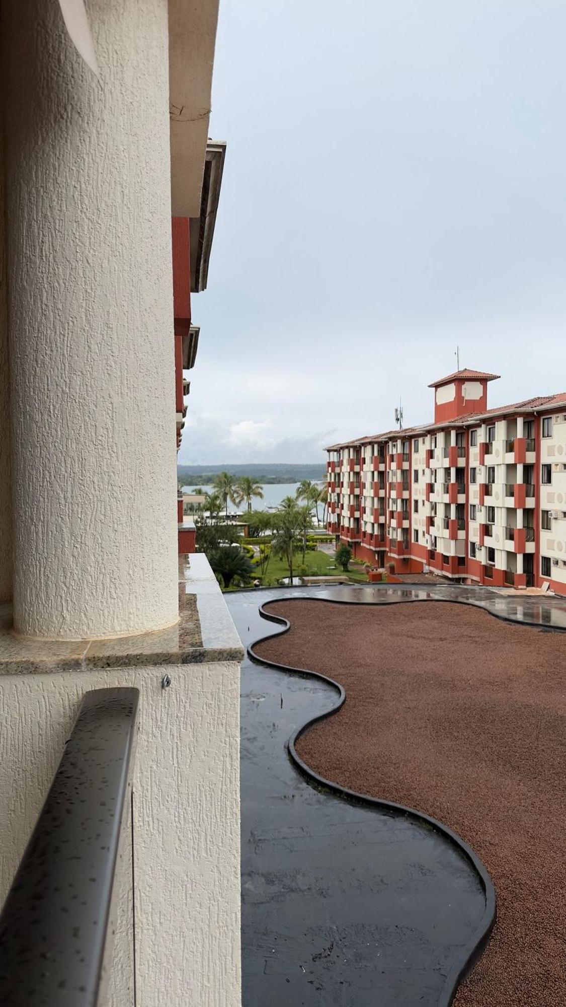 Flat Beira Lago No Centro De Bsb บราซิเลีย ภายนอก รูปภาพ